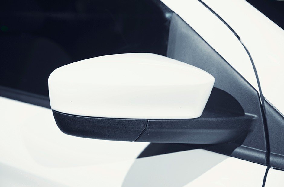 Novo Ford Ka 2015 (<a href="http://revistaautoesporte.autonewsbrasil.webbfinanceiro.com/Analises/noticia/2014/07/novo-ford-ka-globalizado-para-atacar.html"> saiba mais</a>)