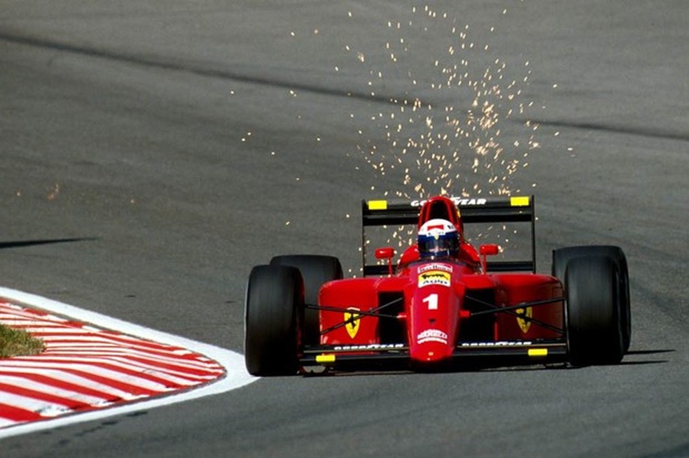 Alain Prost foi para a Ferrari em 1990 — Foto: Auto Esporte