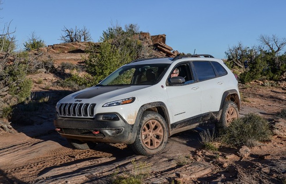 Jeep Cherokee Trailhawk (Foto: Divulgação) — Foto: Auto Esporte