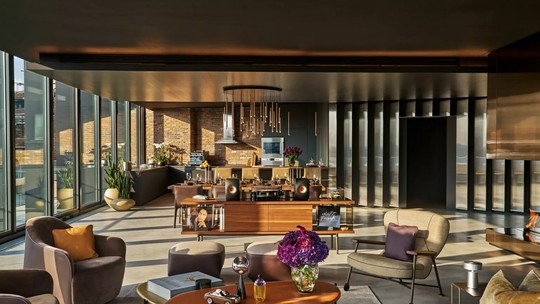 Rolls-Royce abandona lojas para atender milionários em apartamento de luxo