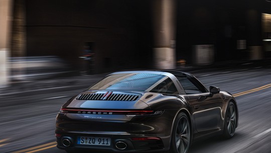 Versão mais 'elegante' do Porsche 911, Targa ganha nova geração com até 450 cv