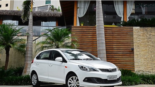 Chery interrompe produção do Celer