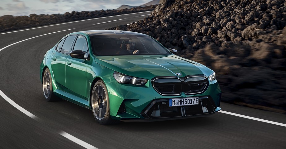 m5 Novo BMW M5 vira híbrido de 727 cv, faz 60 km/l e é dúvida no Brasil