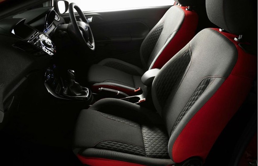 Ford New Fiesta Black Edition (Foto: Divulgação) — Foto: Auto Esporte