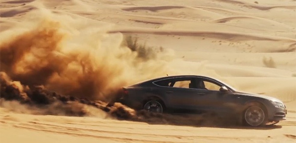 Audi A7 nas areias de Dubai (Foto: Reprodução) — Foto: Auto Esporte