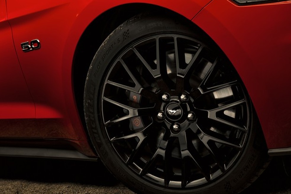 Ford Mustang GT Premium V8 (Foto: Leo Sposito/Auto News Brasil) — Foto: Auto Esporte
