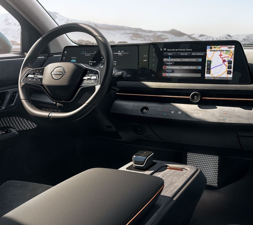 Cockpit do Nissan Ariya é futurista e foge da linguagem visual dos carros a combustão da Nissan — Foto: Divulgação