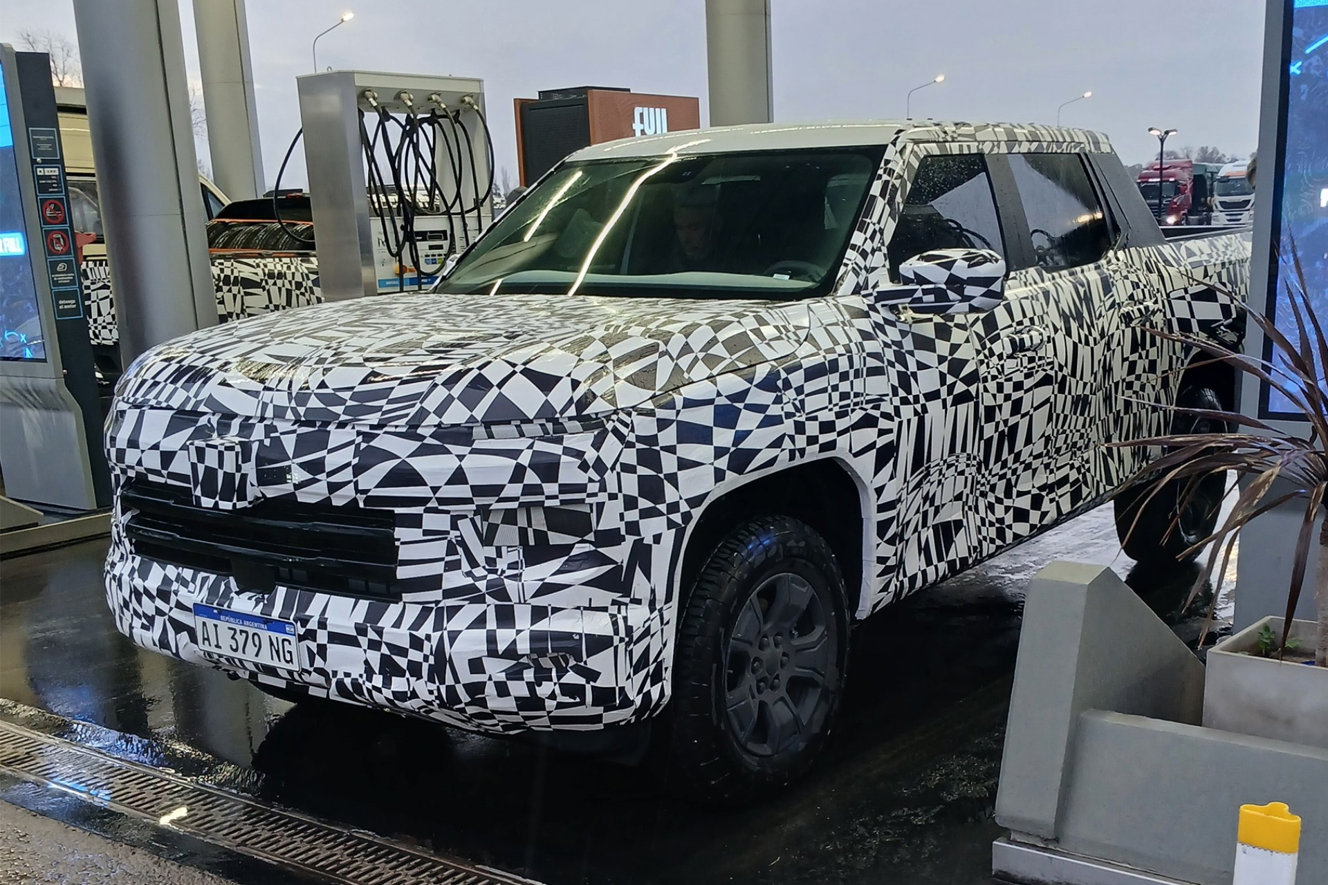 Nova Amarok 2027: Detalhes das Versões Básicas e Híbridas