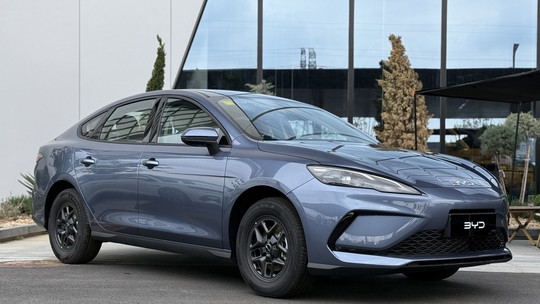 Novo BYD King: conhecemos o sedã híbrido renovado que vem ao Brasil em 2027 Novo BYD King: conhecemos o sedã híbrido renovado que vem ao Brasil em 2027