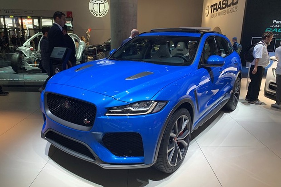 Jaguar land top rover f pace
