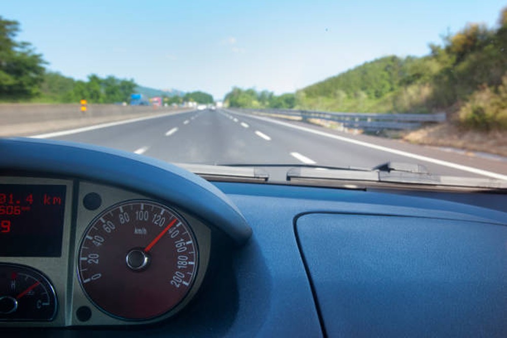 Veja como calcular a média de km/l do seu carro