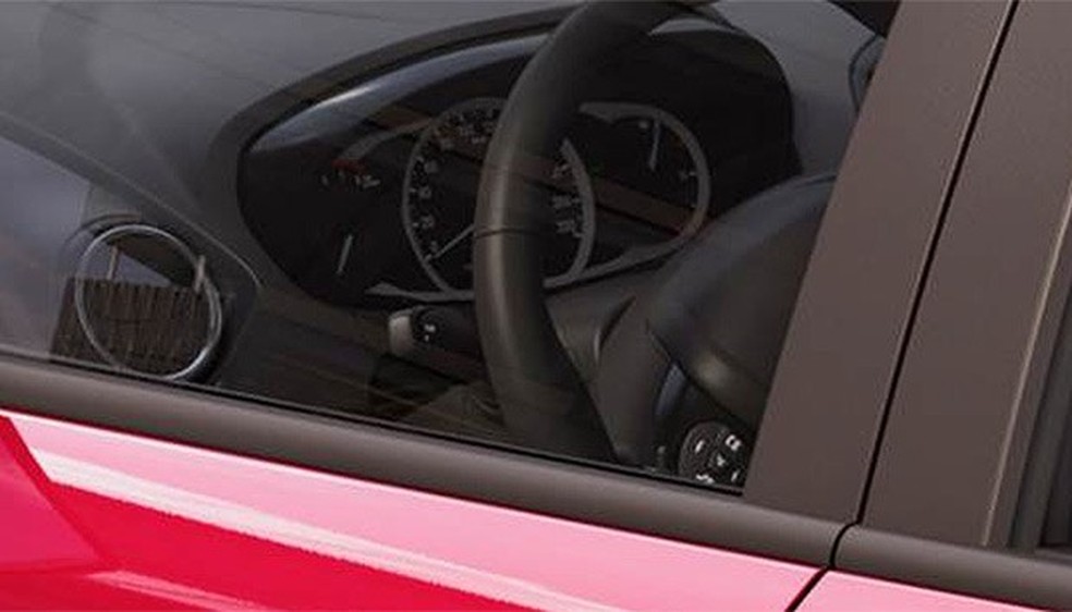 Parte do painel do novo Ford Ka sedã (Foto: Reprodução) — Foto: Auto Esporte