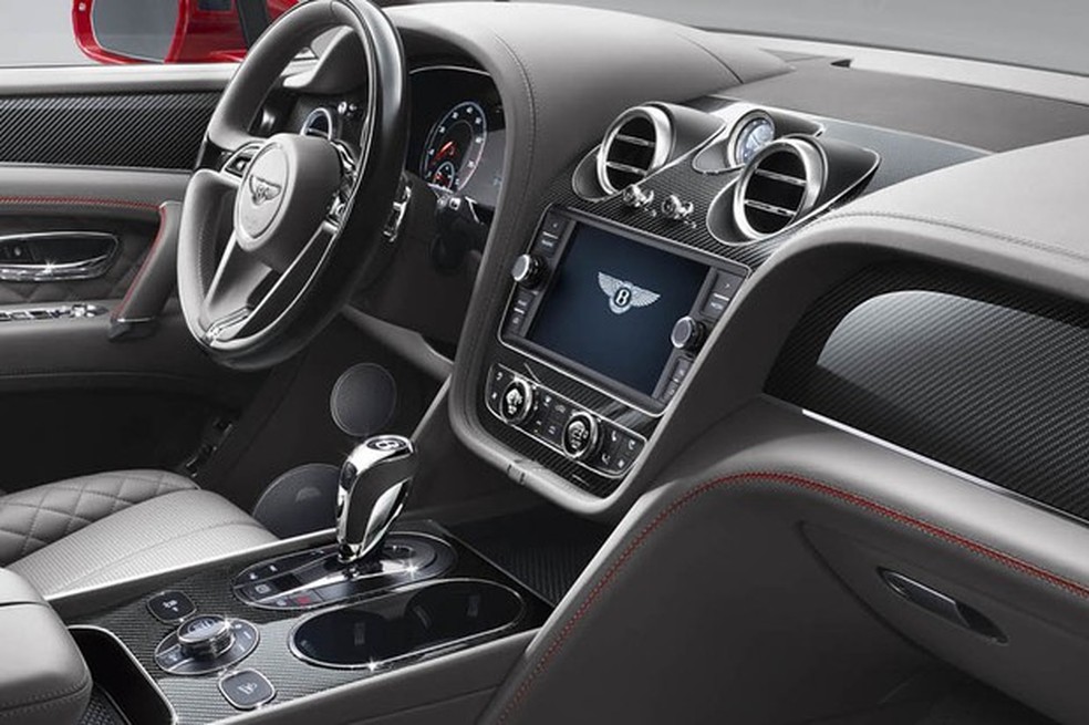 Bentley Bentayga ganha motor V8 gasolina de 542 cv (Foto: Divulgação) — Foto: Auto Esporte