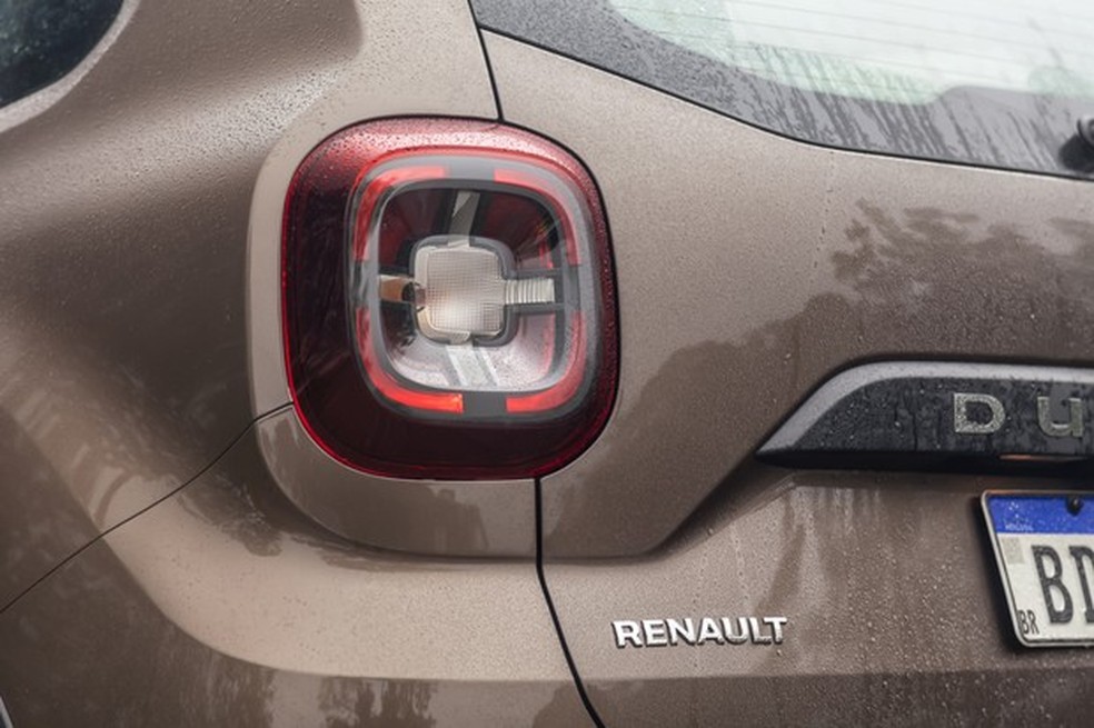 Renegade é você? As lanternas são bem parecidas com as do Jeep (Foto: Leo Sposito/Auto News Brasil) — Foto: Auto Esporte