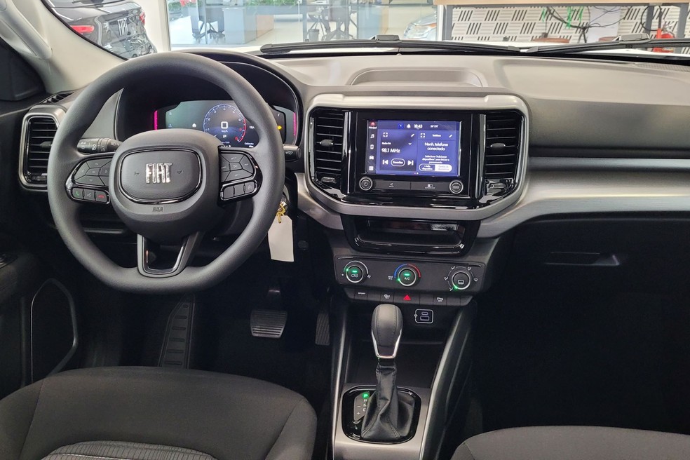 Fiat Toro Endurance tem central multimídia de 7 polegadas — Foto: Lucas Cardoso/Autoesporte