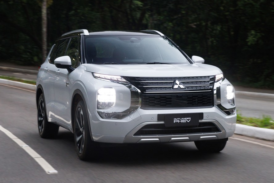 Mitsubishi Outlander PHEV Signature