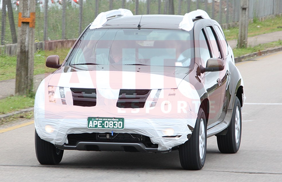 Novo Renault Duster flagrado (Foto: Marlos Ney Vidal/Auto News Brasil) — Foto: Auto Esporte