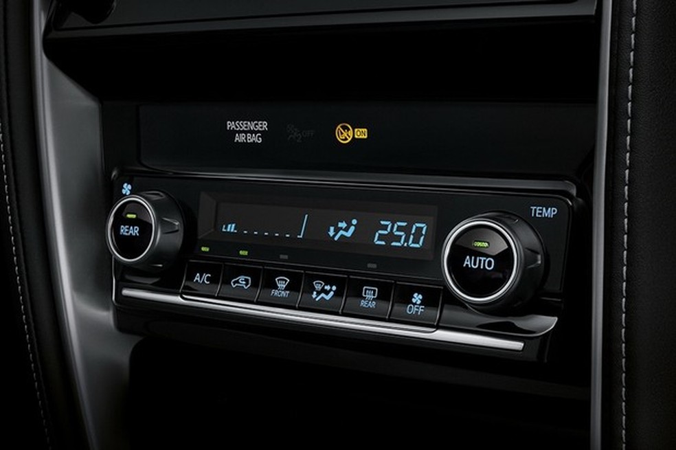 O ar-condicionado digital continua com somente uma zona de temperatura (Foto: Divulgação) — Foto: Auto Esporte