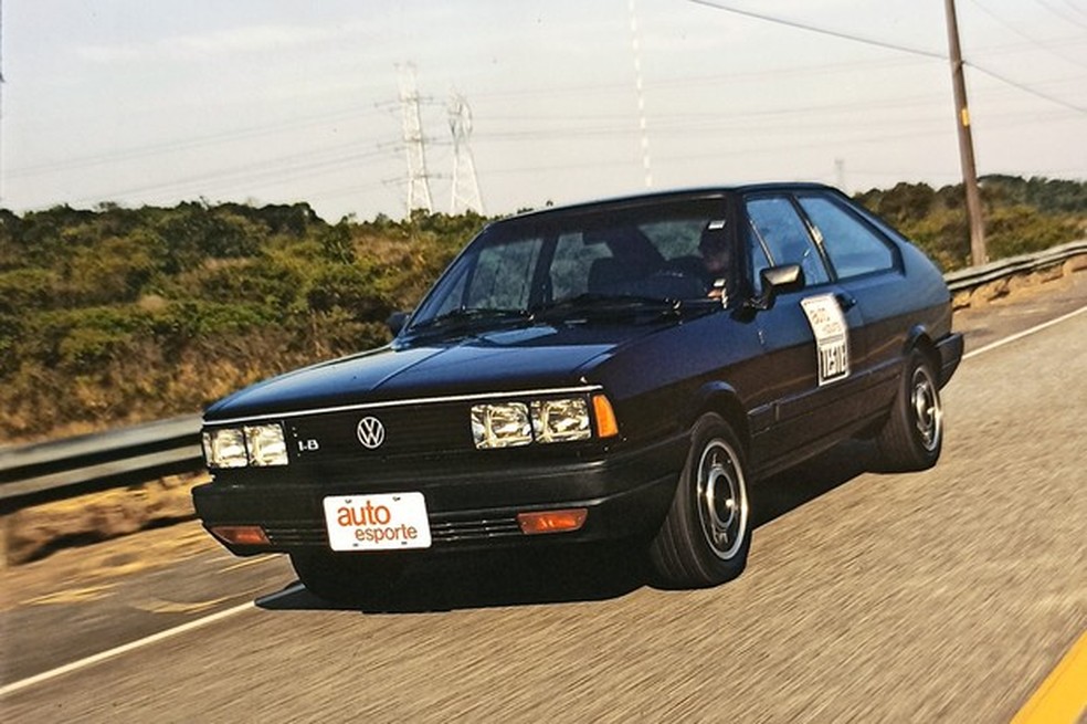 Para-choque dianteiro envolvente onde faltam os faróis de neblina (Foto: Auto News Brasil) — Foto: Auto Esporte