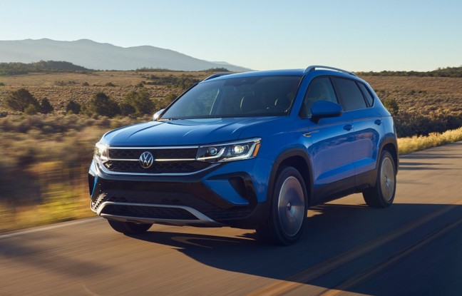 Volkswagen-Taos-2022