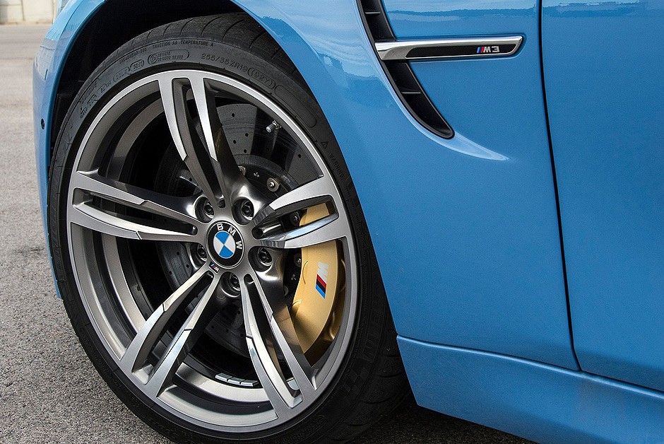  BMW M3 Sedan