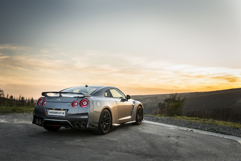 Nissan GT-R