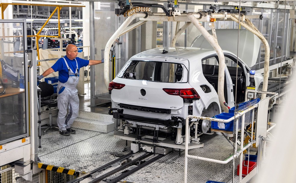 Volkswagen deve demitir 50 mil funcionários até 2030, principalmente na Alemanha — Foto: Divulgação