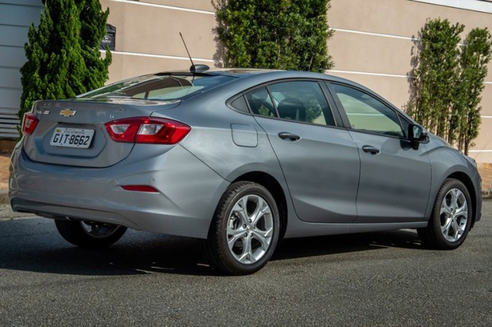 Chevrolet Cruze LT é a versão de entrada do modelo (Foto: Divulgação) — Foto: Auto Esporte