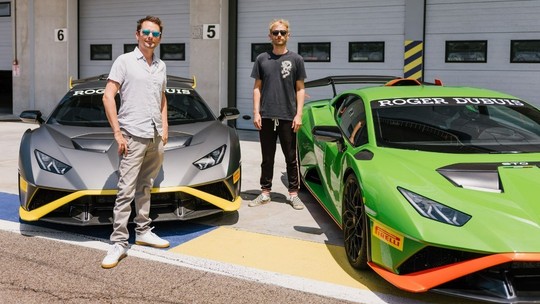 Apaixonados pela Lamborghini, músicos do Muse aceleram Huracán STO de 640 cv