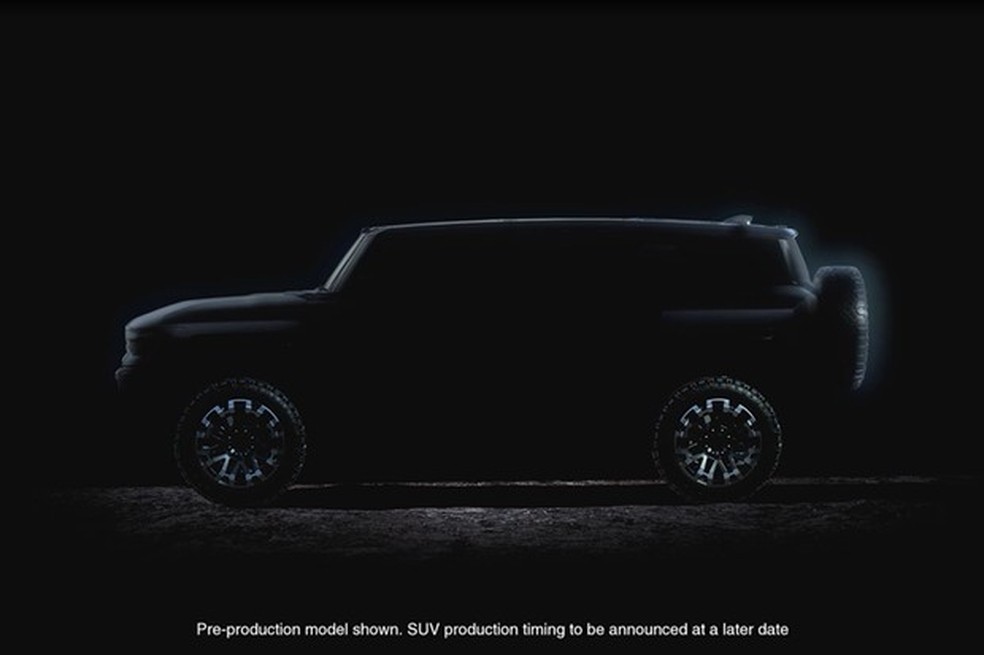 Silhueta do Hummer SUV elétrico, que deve ser pouca coisa maior que o Bronco da Ford (Foto: Divulgação) — Foto: Auto Esporte