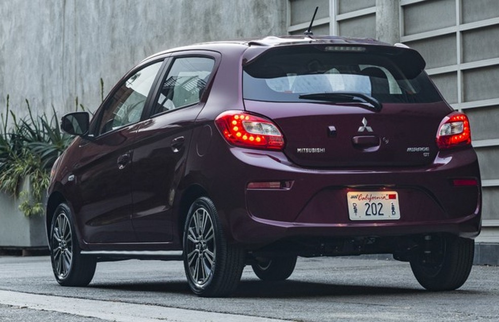 Mitsubishi Mirage 2017 (Foto: Divulgação) — Foto: Auto Esporte