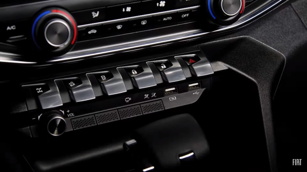 Fiat Titano terá ar-condicionado digital de duas zonas — Foto: Divulgação