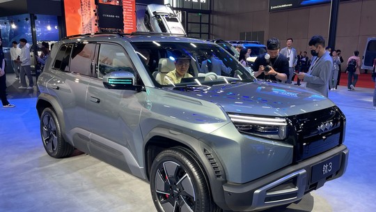 Marca de luxo da BYD, Denza promete lançar 3 carros no Brasil em 2026 Marca de luxo da BYD, Denza promete lançar 3 carros no Brasil em 2026