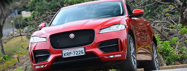 Jaguar F-Pace