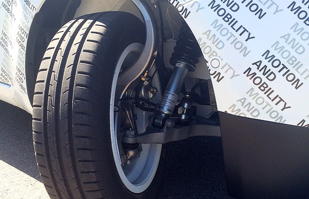 ZF apresenta protótipo que esterça até 75 graus (Foto: Michelle Ferreira/ Auto News Brasil) — Foto: Auto Esporte