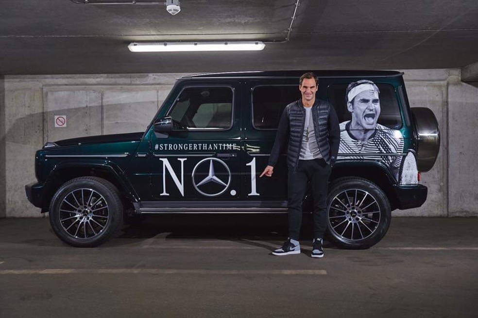 Patrocinado pela Mercedes, ele tem ainda um Classe G — Foto: Divulgação