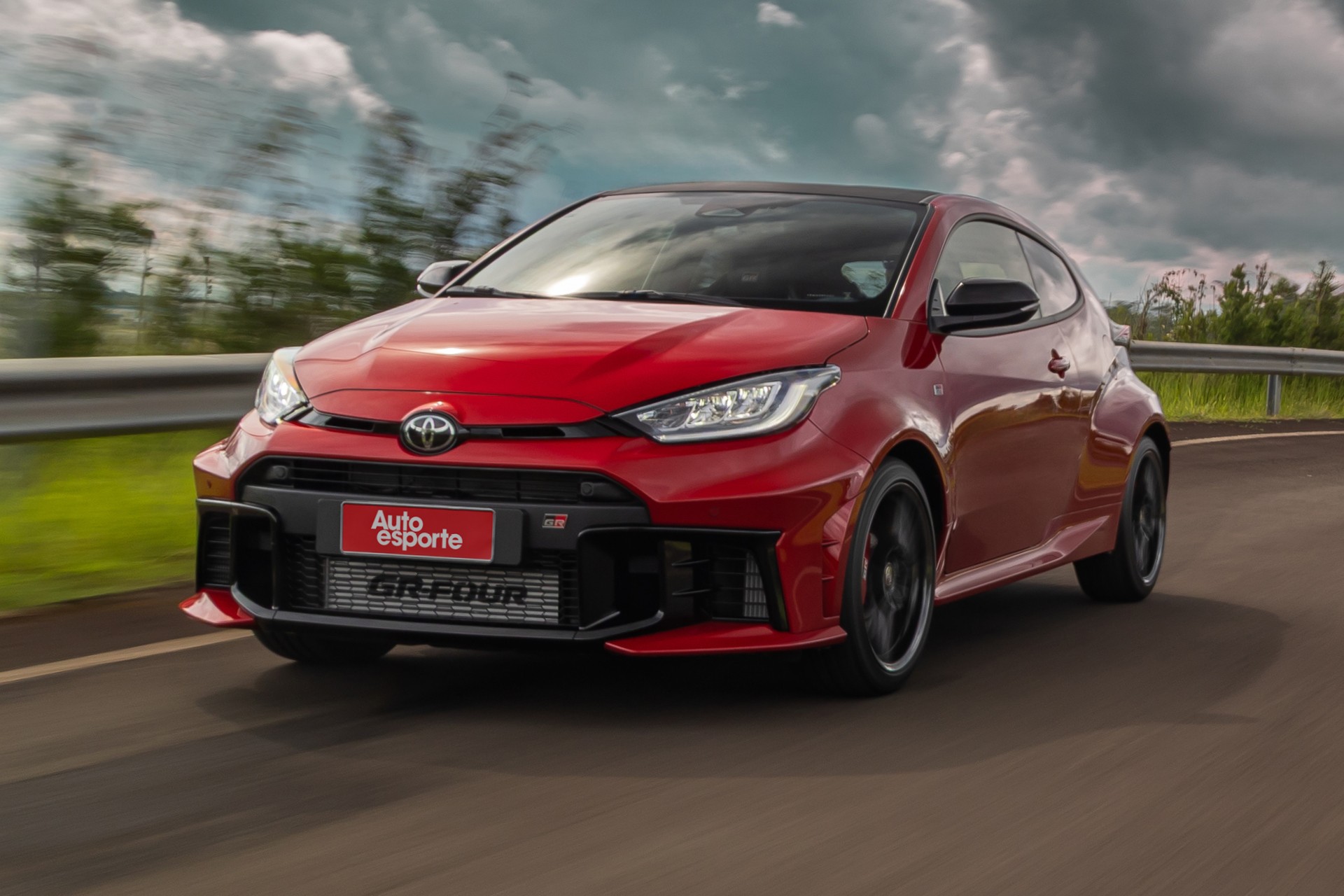 Teste: Toyota GR Yaris é o Yaris mais potente, caro e divertido do mundo