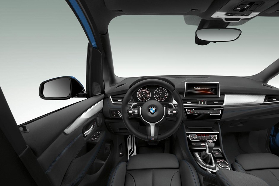 BMW Série 2 Gran Tourer 216d: motor 1.5 diesel TwinPower Turbo três cilindros de 116 cv e 27,53 kgfm