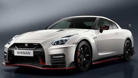 Nissan revela GT-R Nismo 2017