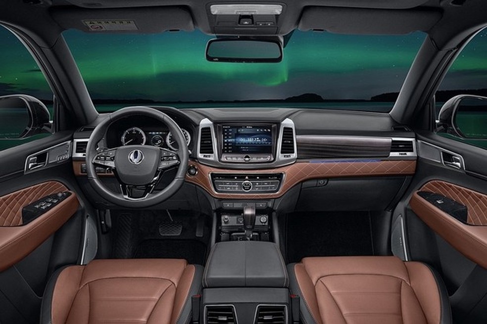 O Rexton é o utilitário mais caro da marca, com cabine de luxo (Foto: Divulgação) — Foto: Auto Esporte