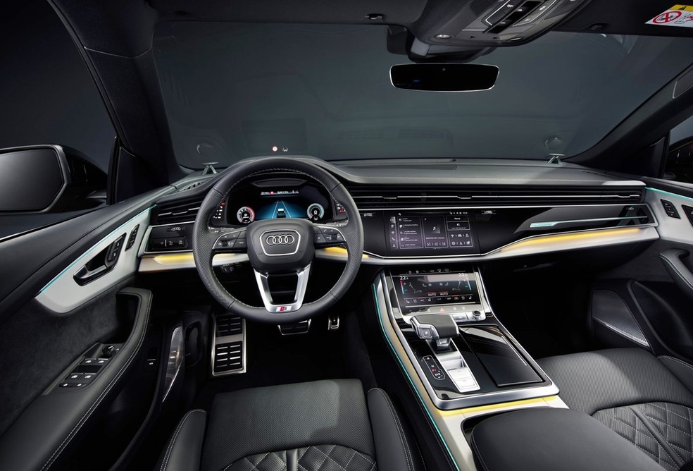 Audi Q8 continua com o mesmo interior — Foto: Divulgação