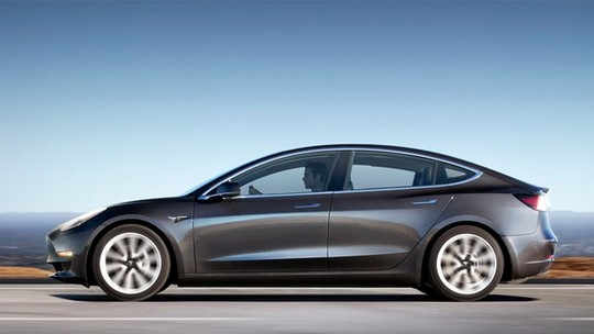 Tesla Model 3 terá nova versão mais barata 