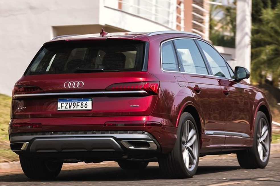 Maior SUV da marca passa a contar com sistema híbrido leve (Foto: Divulgação) — Foto: Auto Esporte