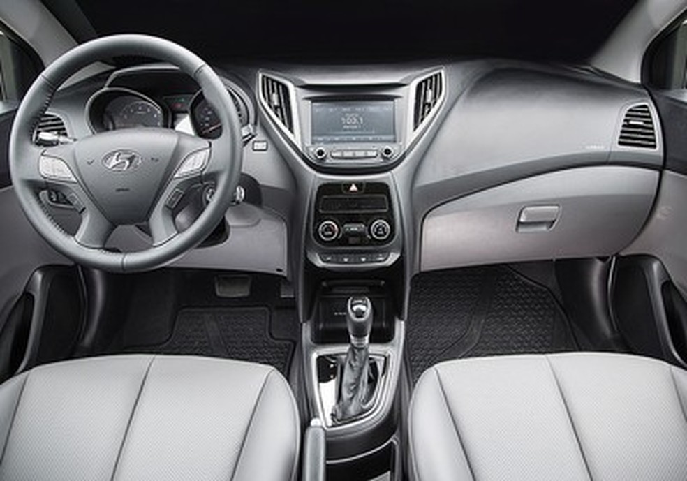 Hyundai HB20S 2016 (Foto: Fabio Aro/Auto News Brasil) — Foto: Auto Esporte