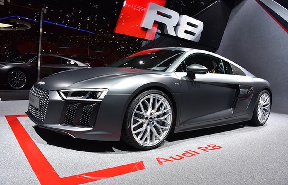 Audi R8 V10 no Salão de Genebra 2015 (Foto: Newspress) — Foto: Auto Esporte