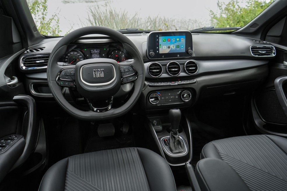Central multimídia agora tem conexão Apple CarPlay e Android Auto sem fio — Foto: Fiat/Divulgação