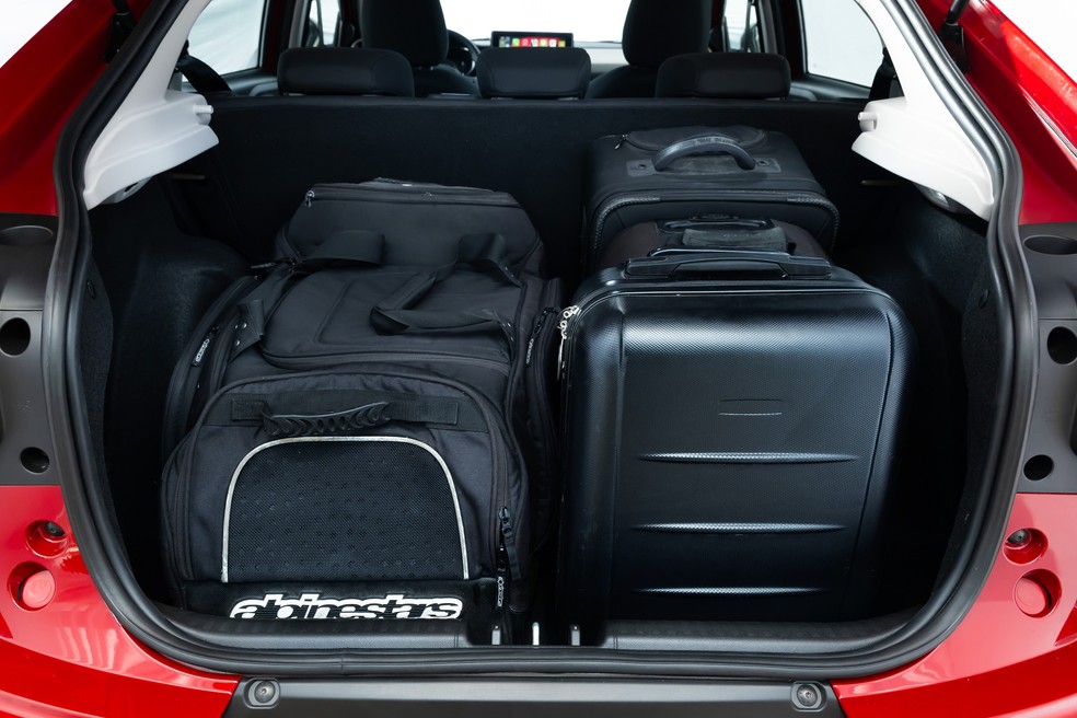 Citroën Basalt 2025 tem um dos maiores porta-malas da categoria — Foto: Divulgação