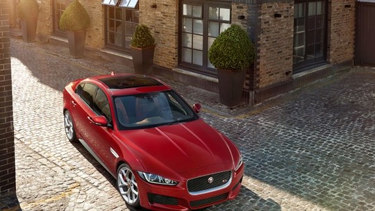 Avaliação: Jaguar XE S