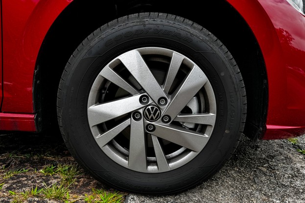 Volkswagen Polo Comfortline 2025