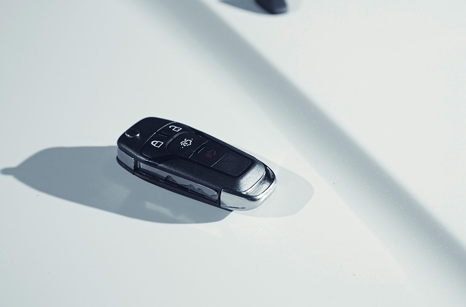 Novo Ford Ka 2015 (<a href="http://revistaautoesporte.autonewsbrasil.webbfinanceiro.com/Analises/noticia/2014/07/novo-ford-ka-globalizado-para-atacar.html"> saiba mais</a>)
